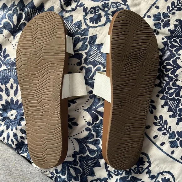 Reef Sandale - Picture 2 of 3